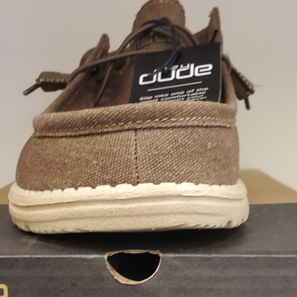 Men's Wally Hey Dudes - Picture 2 of 5